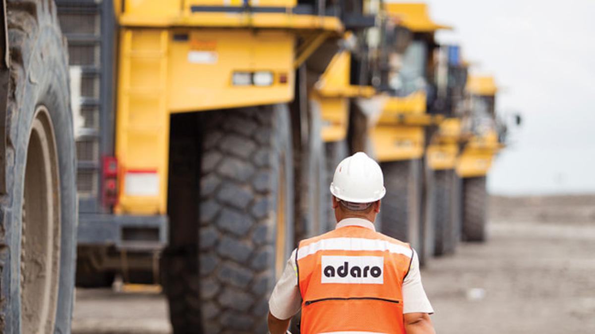 Lowongan Kerja PT Adaro Energy 2024, Simak Dibawah Ini! 1 001118700 1527509394 PT Adaro Energy Tbk ok