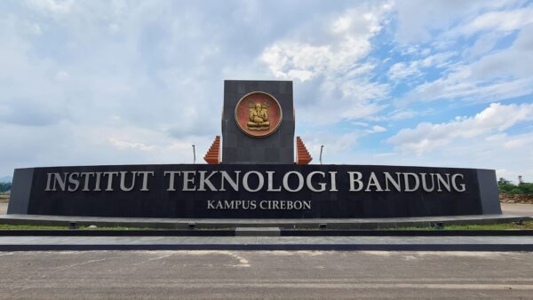 1640081891 itb kampus cirebon