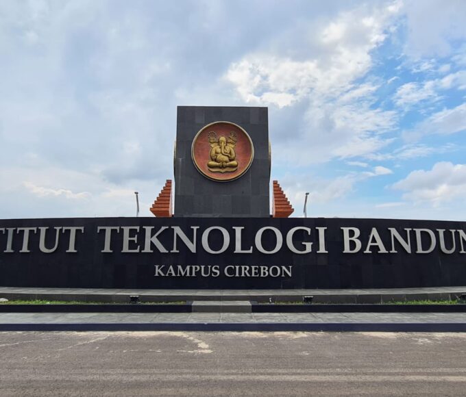 1640081891 itb kampus cirebon