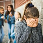 Bukan Hanya Kekerasan Fisik, 6 Jenis Bullying Ini Orangtua Perlu Ketahui 5 Bullying