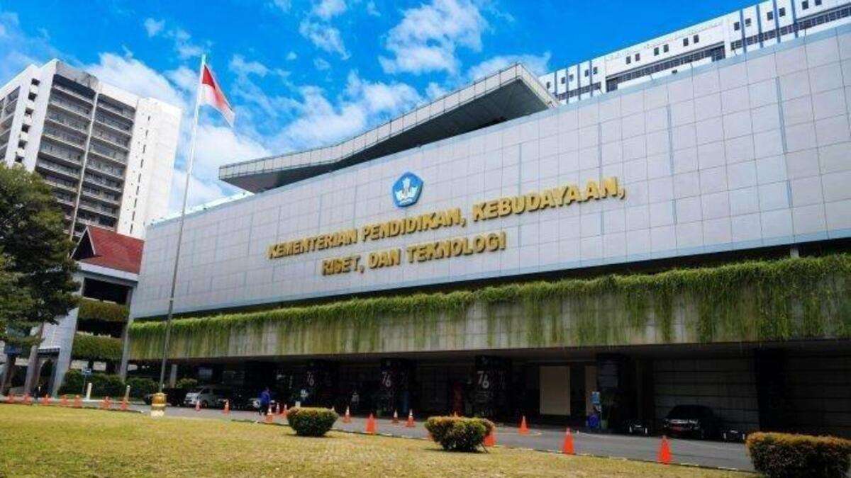 Kemendikbud awjgryw 1