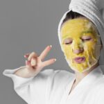 7 Jenis Masker Wajah Beserta Waktu Yang Tepat Untuk Memakainya, Wajah Auto Glowing 3 selfcare concept woman with facemask close up