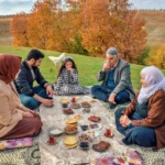 Mayoritas Beragama Islam, Berikut 9 Kehidupan Warga Turki Saat Bulan Ramadan 10 Kekeluargaan Orang Turki Sangat Kuat.jpg
