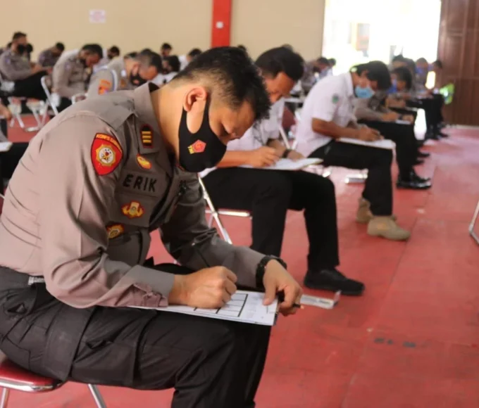 Persyaratan masuk polri