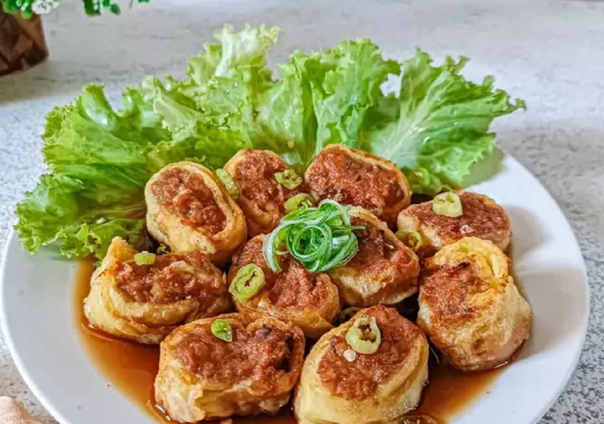 Resep Gohyong Cikini Viral Ala Chef Firhan Ashari, Yuk Bikin untuk DijadikanTeman Buka Puasa 1 resep gohyong makanan viral khas betawi dan tionghoa 6E1NnancCE