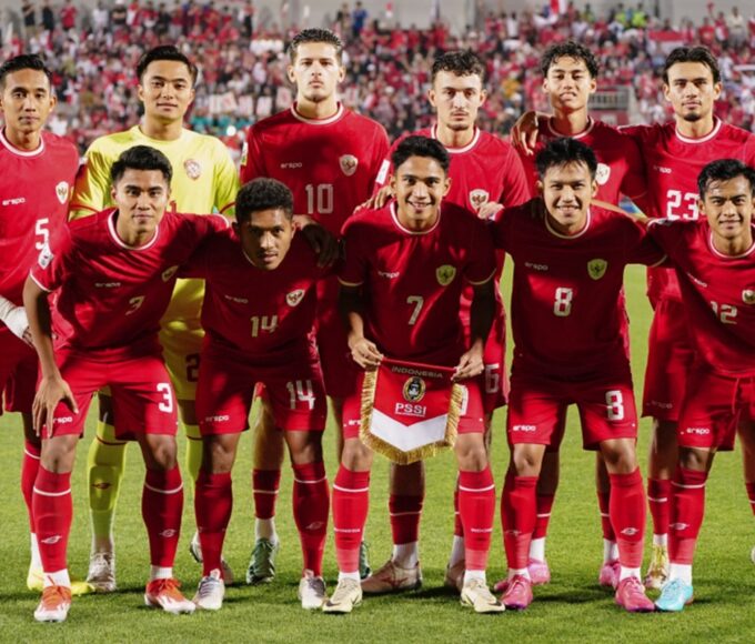 semifinal piala asia u 23 2023 polisi ajak warga labuan bajo nobar laga timnas indonesia u 23 vs uzbekistan u 23 di mapolres manggarai barat LPIn6ZwFdK