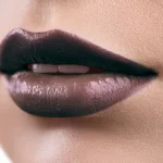 Tahukah Kamu, Kebiasan Ini Bisa Memicu Bibir Jadi Gelap 9 apakah liptint membuat bibir hitam
