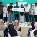 Hanya Untuk 150 Orang! BRIN-Baznas Buka Beasiswa Riset 2024 untuk Mahasiswa S1-S3 9 069651600 1724752513 WhatsApp Image 2024 08 27 at 16.44.03