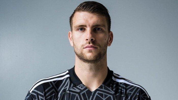 Sosok Maarten Paes, Penjaga Gawang Berbakat Yang Kini Menjadi Andalan Timnas Indonesia 1 20240430 Maarten Paes yang Resmi Sumpah WNI Keturunan Kediri Harga Rp208 M