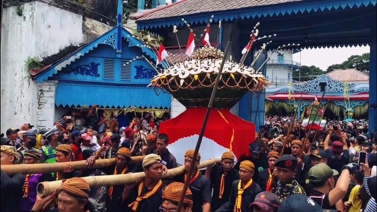 Perayaan Maulid Nabi Muhammad SAW di Berbagai Negara 1 Grebeg Maulud 1280x720 1