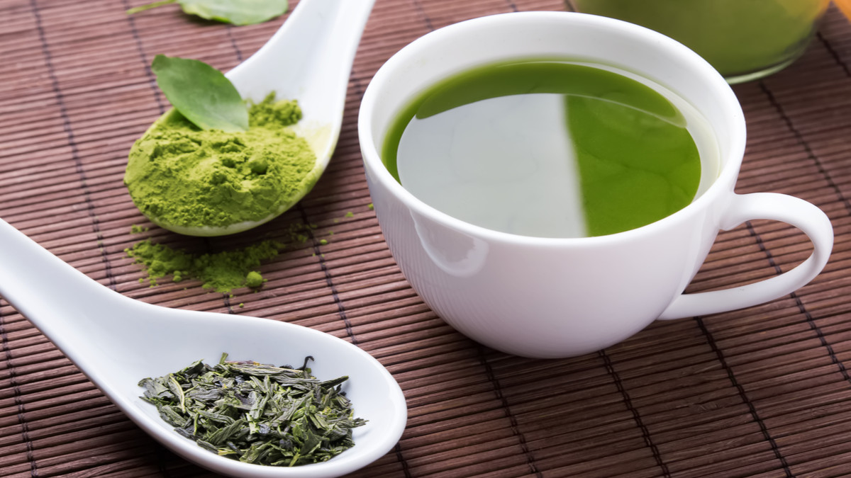040544700 1567846562 Mirip Tapi Tak Sama Ini Perbedaan Matcha dan Green Tea By Chiociolla Shutterstock