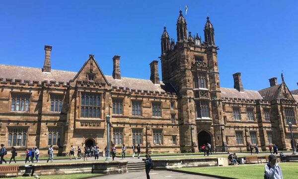 fasilitas kampus universitas perguruan tinggi tempat kuliah mahasiswa 01