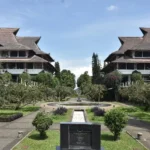 Ini Dia 10 Kota Pelajar Terbaik di Asia Tenggara Versi QS WUR 2025, Yuk Cek! 3 ITB terletak di Bandung yang terkenal sebagai salah satu Kota Pelajar atau Kota Pendidikan terbaik di Asia Tenggara 302376108