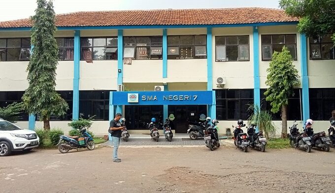 5778f41262e9e749ef0e5569c04d3513