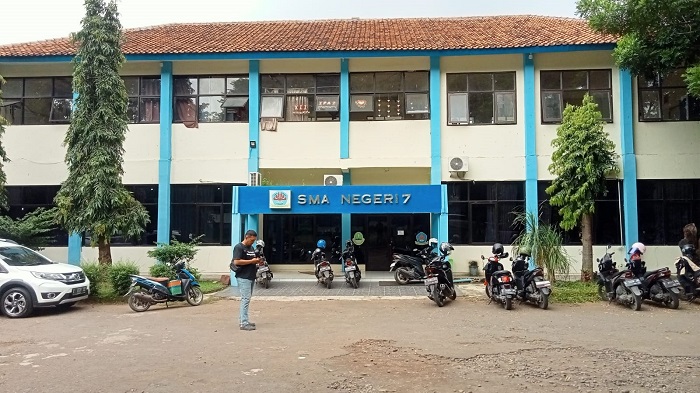 150 Siswa SMAN 7 Cirebon Tak Lolos SNBP, Sekolah Beri Bimbel Gratis sebagai Solusi 1 5778f41262e9e749ef0e5569c04d3513
