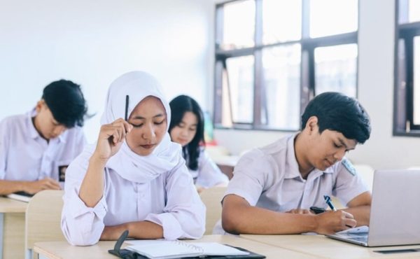 ilustrasi siswa sma luar biasa bisa ikut snbp mula