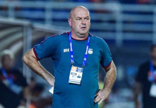 Pelatih Persib Bojan Hodak 2 860x593 1