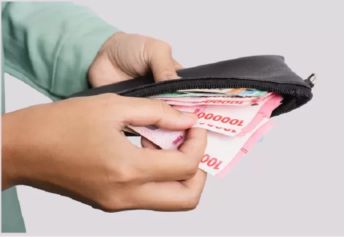 gaji kecil 3751331855