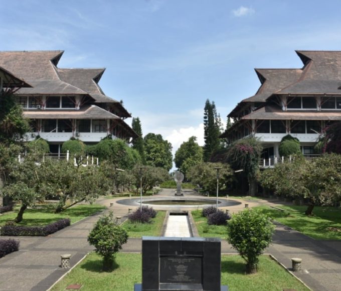 kampus itb
